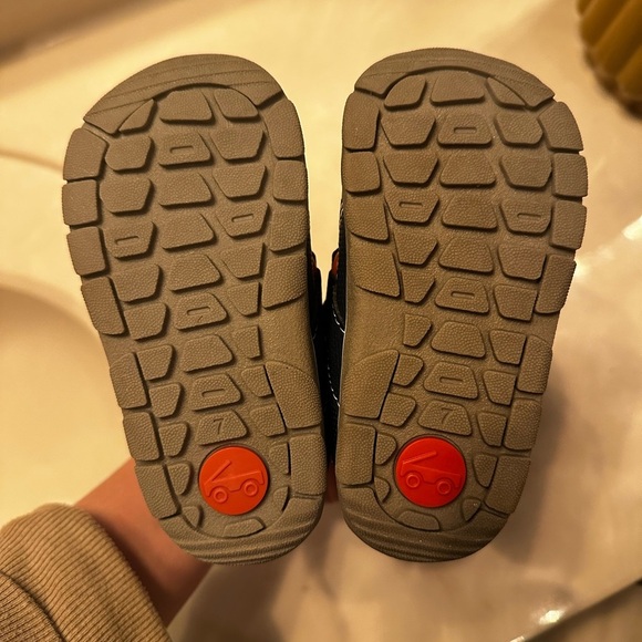 See Kai Run Blue and Orange all weather Boots - Picture 5 of 6